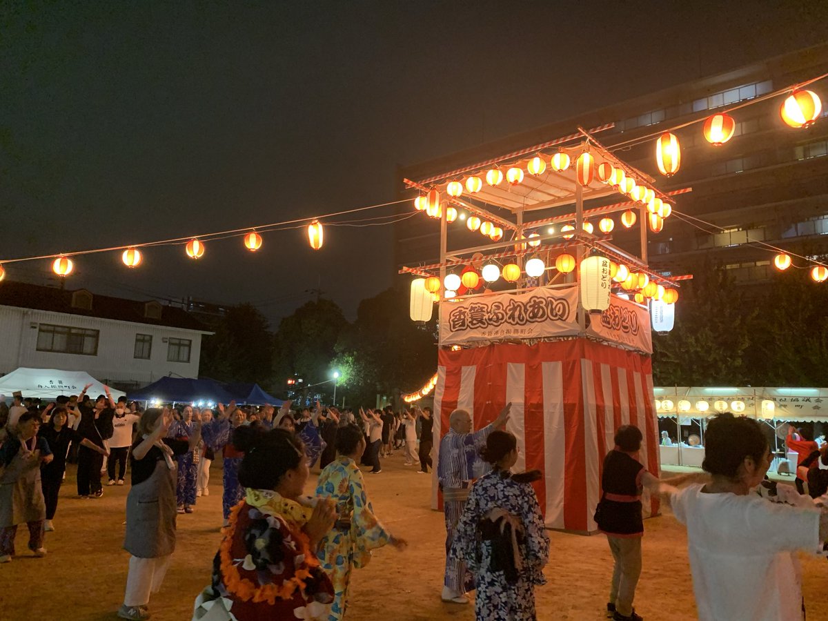 tetsuo_sasaki's tweet photo. 今朝は歌島橋からスタートです

先週末は香蓑地域ふれあい盆踊りに参加
夏休みに入った子どもがいっぱい
私も一緒に楽しく踊らせていただきました

暑い中ご準備いただいた地域の皆様ありがとうございました https://t.co/lychdMfKsh