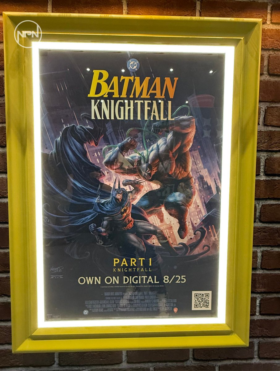 NexusPointNews's tweet photo. ‘BATMAN KNIGHTFALL’ poster is on display here at #SDCC. https://t.co/O6aMz4j4u6