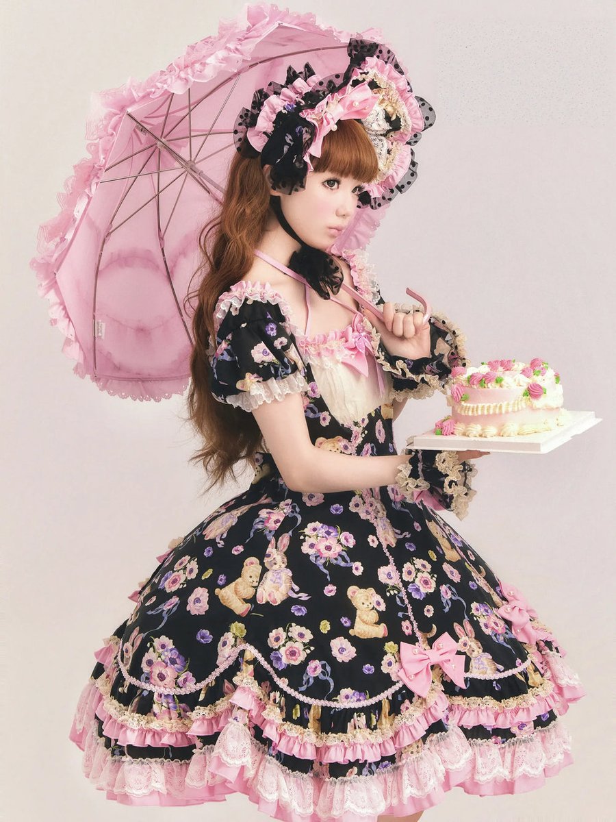42lolita_'s tweet photo. New🔥Be My Honey - Cotton Old School Lolita Panel Cut OP Dress

��� Pre-order Ends: Aug 20, 2026

🍯 Bear and bunny prints, pearl bows, and a classic panel-cut silhouette capture the timeless charm of Old School Lolita

OP: https://t.co/hdUgqy8TK0

#OldSchoolLolita #CottonLolita https://t.co/0nEn8kuDEx