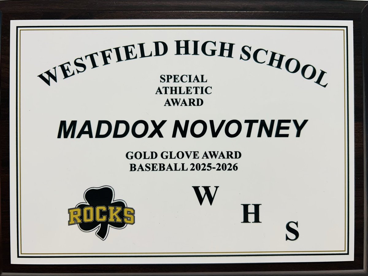 MaddoxNovotney's tweet photo. One of my goals for the high school season was to earn the Gold Glove Award.  Thank you to my teammates and coaches for choosing me.  Heading into the offseason, the goal is to continue to get better.  @GoRocksbaseball @CanesMidwest @PrepBaseballIN @IndianaNsr https://t.co/waOFwX6AXB