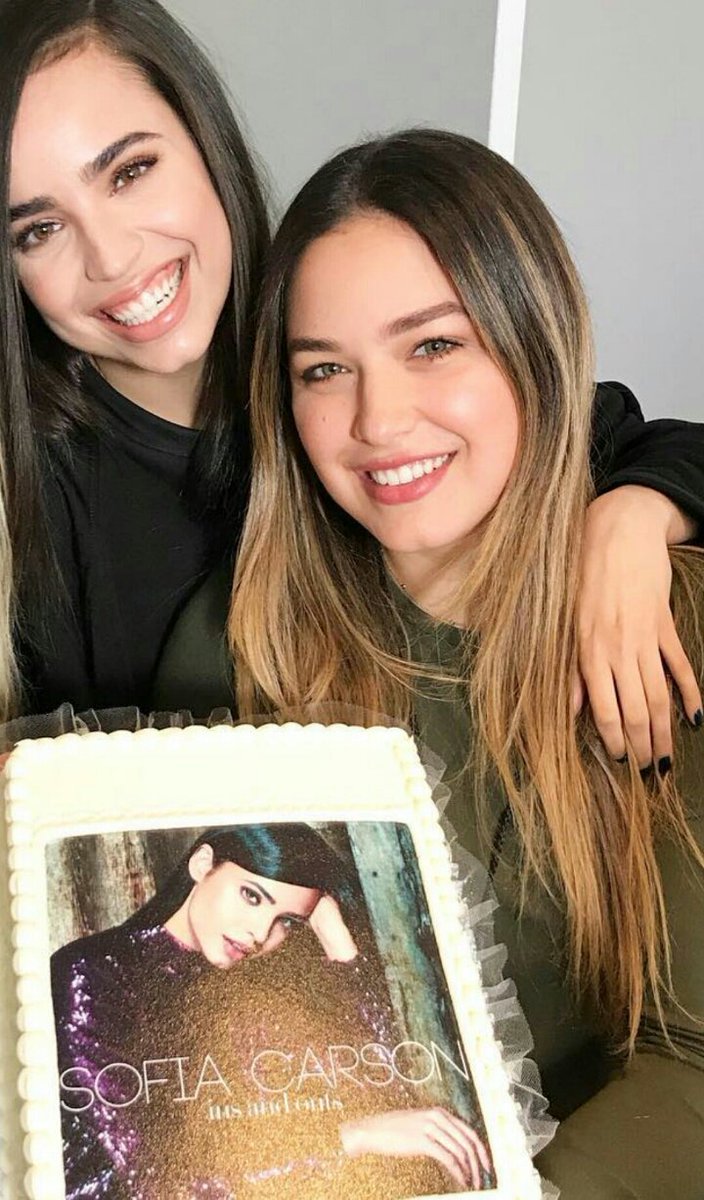 bornstarcarson's tweet photo. Espero que hayas tenido un gran cumpleaños junto a tu hermana y tu familia, te amo @paudacchar 🥺✨️ Aunque fuera ayer https://t.co/7K2W7BFrQc