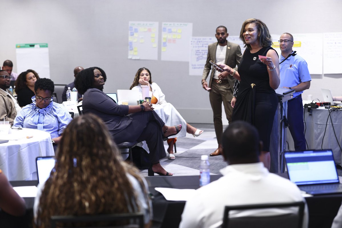Tiffani_Sykes's tweet photo. I’ve completed many of the leadership development programs offered by the @NCAA, but in my opinion, none of them are as transformative and impactful as the Dr. Charles Whitcomb Leadership Institute. #LearnLead #NCAA #DCWLI https://t.co/JJz1ITRTyH