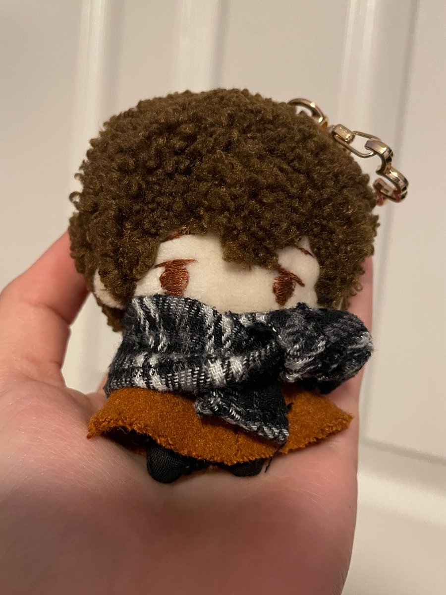 gn_awr's tweet photo. Gave him a scarf aaaaaa (//∇//) https://t.co/18SnY5O9GZ