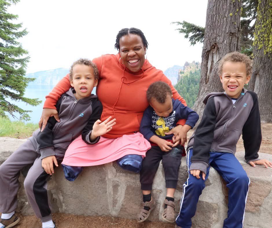 Missy_emporium's tweet photo. This little girl had no idea that she would travel to America 🇺🇸 and marry the most selfless man ever and be blessed with 4 amazing sons. Love is so beautiful 😍 https://t.co/kJulJN50Db