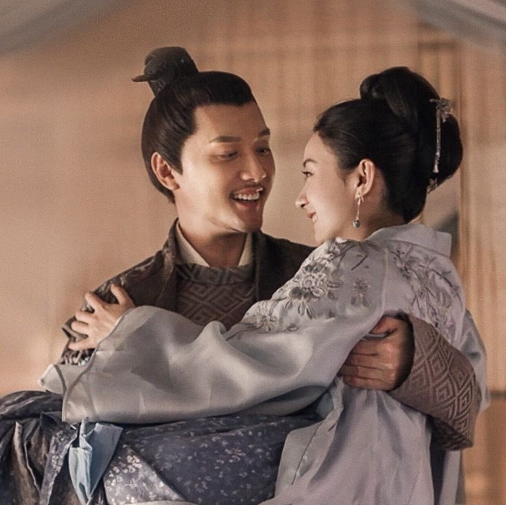 pookielicious5's tweet photo. BOP writers would’ve given the CP a concubine if the show was longer, like Story of Minglan where Gu Tingye’s family got him a concubine and he wanted to test if she would get jealous, Gu Tingye was so insane 😭
#blossomsofpowrer #storyofminglan https://t.co/pM34DcceKa