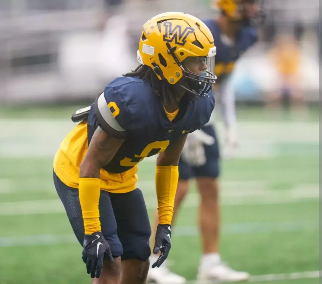 DavidR_2027's tweet photo. Thanks for the Gameday invite @WilkesFootball @CoachDFink @GburgAthletics @ESProspects @prepredzone @prepredzonemd https://t.co/1m44mq5J5Y