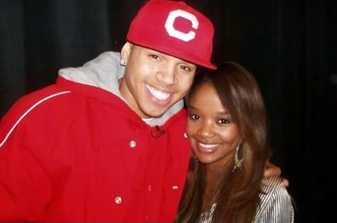 jackson_rem's tweet photo. Nonhle Thema at her peak. Dubbed the original "It Girl" for a reason. She was ahead of her time not just in South Africa, but across the continent. At one point, she was Africa's biggest entertainment personality, rubbing shoulders with global celebrities back when they were treated like mini gods. An icon in every sense.