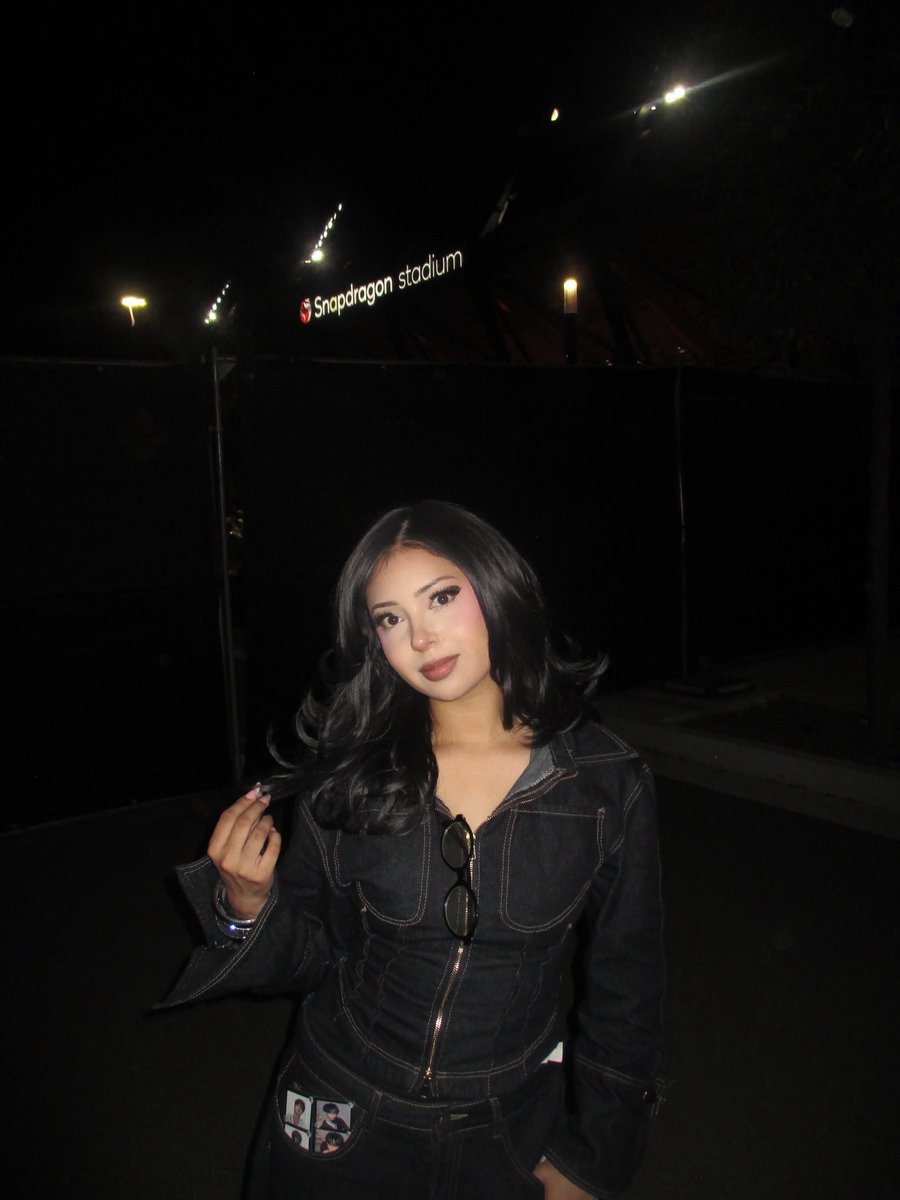 grakiathebakia's tweet photo. #EN_WORLDTOUR_BLOODSAGA FEW FLICKSSSSSS I love enhypen #enhypensandiego https://t.co/EOd4ng6Yq4