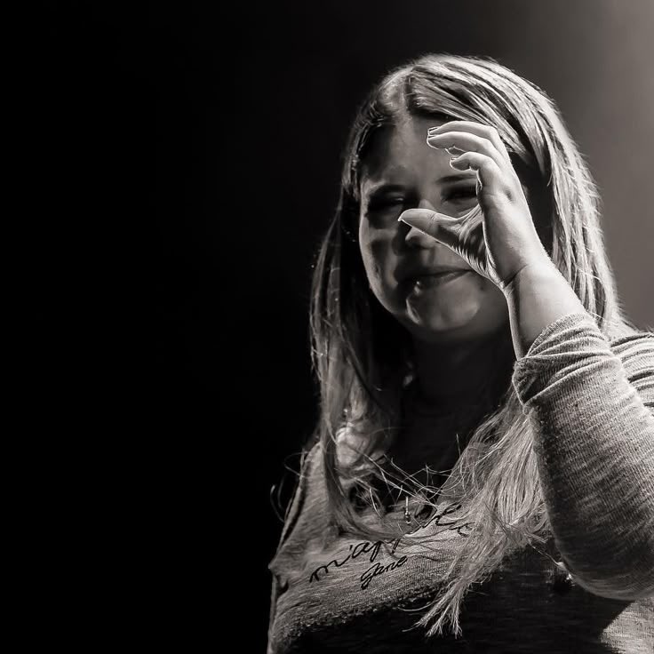 promissesmem's tweet photo. O dia foi todinho dela, assim como todo dia 22, mas hoje mais especial do que os outros. Feliz aniversário loira, te amo pra sempre ! 🤍
#mariliaday https://t.co/tpkH2vspaK