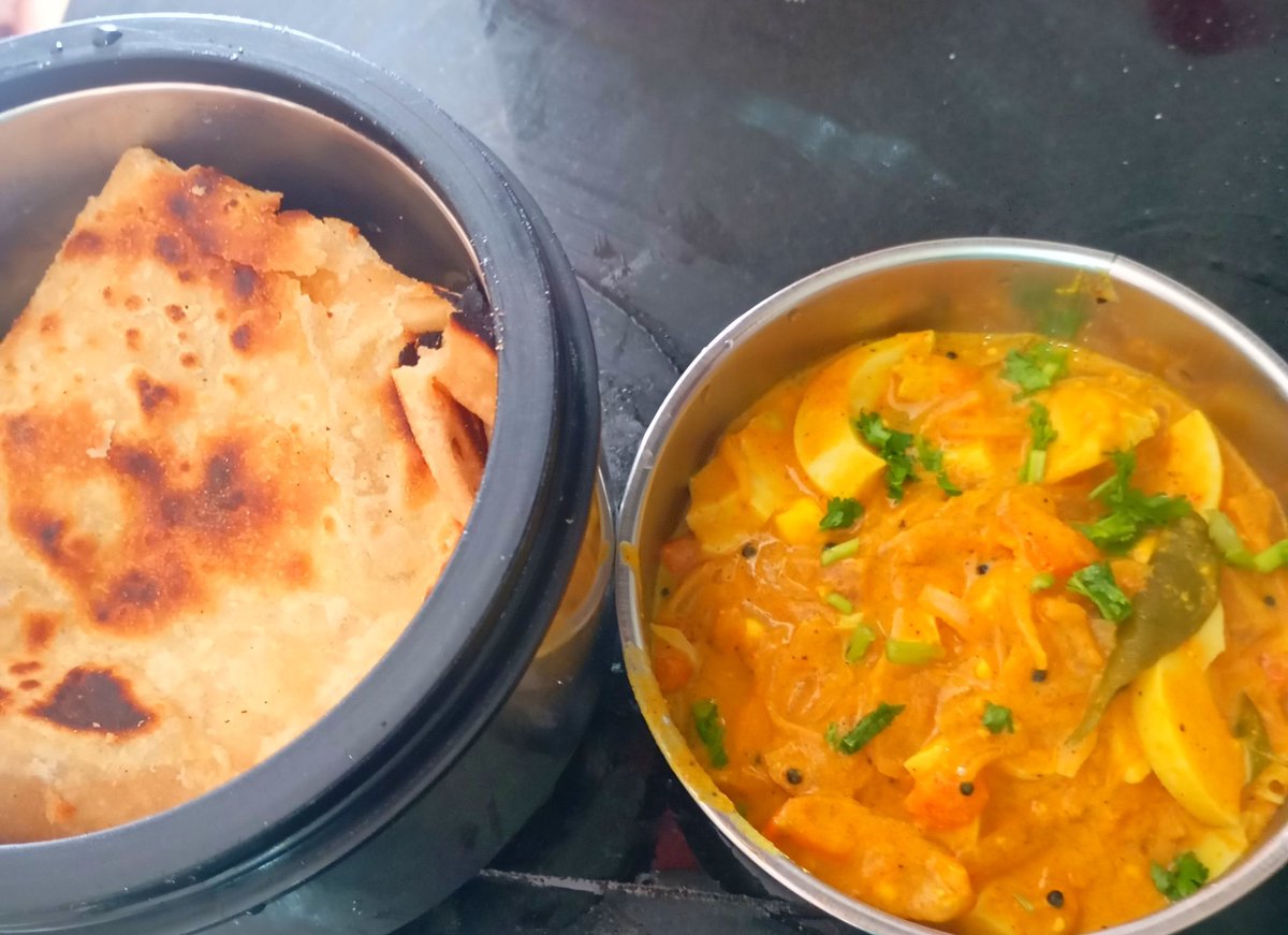 ADikshita's tweet photo. Breakfast: Egg Dosa ๐ณ๐ฅ
School Lunch: Wheat Parathas & Egg Curry ๐ซ๐ฅ
Simple, homemade, and satisfying! โค๏ธ
#Homemade #Breakfast #SchoolLunch #EggDosa #Paratha #EggCurry #HomeCooking #HealthyEating #FoodLove https://t.co/4RI5iIrSvD