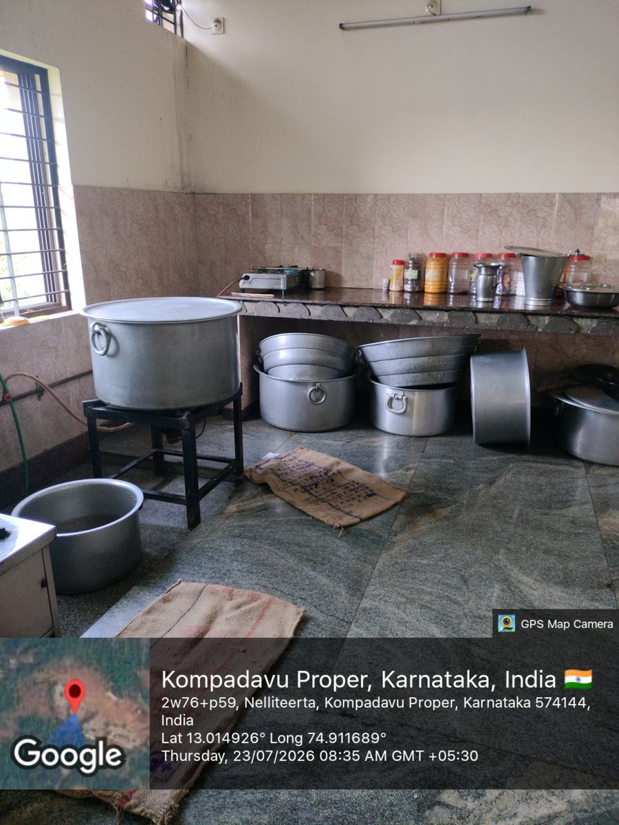146Mdrs's tweet photo. Morning breakfast
#SocialAudit_SWDMeals #SocialWelfare_Karnataka https://t.co/XMPcoi4k1K