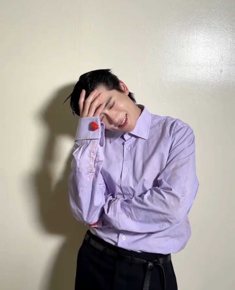 faiyx03's tweet photo. คือคอนเท้นนี้อะ W ให้แจฮยอนแบ่งปันภาพถ่ายที่น่าจดจำ ช่วง10ปีที่ผ่านมา แล้ว 1 ในนั้นมีงี้

กุสิ้นนนนนนนรรรรรรรนนนนน (จตรู้กัน จตเงียบๆนะ) https://t.co/vfO0i2dhjE
