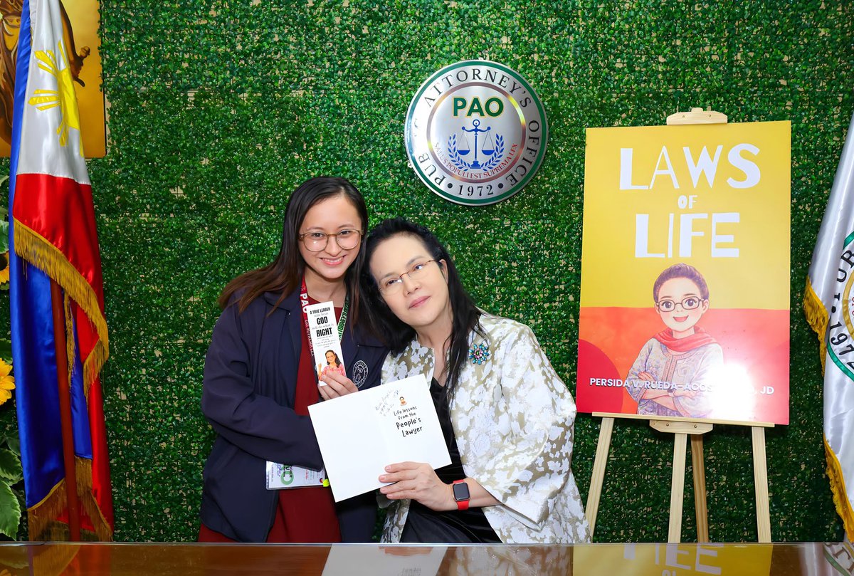 persidaacosta's tweet photo. PART 7: PAO Chief Persida V. Rueda-Acosta, DSD, J.D., personally signs copies of her book, "Laws of Life", sharing not only her autograph but also her wisdom, experiences, and unwavering commitment to justice. 1/2
#LawsOfLife #PersidaAcosta https://t.co/5NaLi3Ntb3
