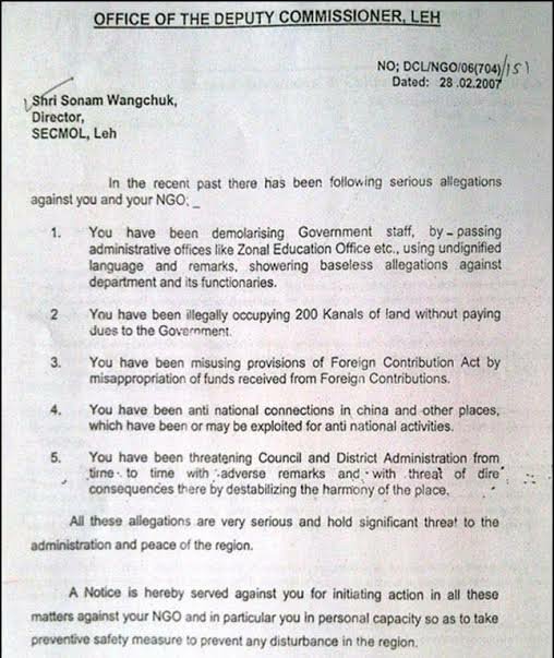 AnubTiwa's tweet photo. @AnujShukla00009 It was congress shit government in 2007 who labelled Sonam Wangchuk Anti National. https://t.co/eLdC8UiMRk