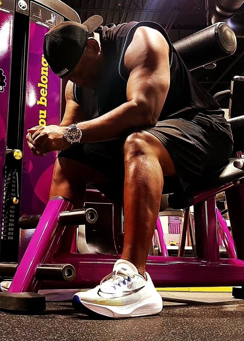 dare2bdi4ent's tweet photo. Still have to stay in shape, despite being a Tech Head... #cloudengineering #tech #AWS #gym #AI https://t.co/q5aGrlOjo0