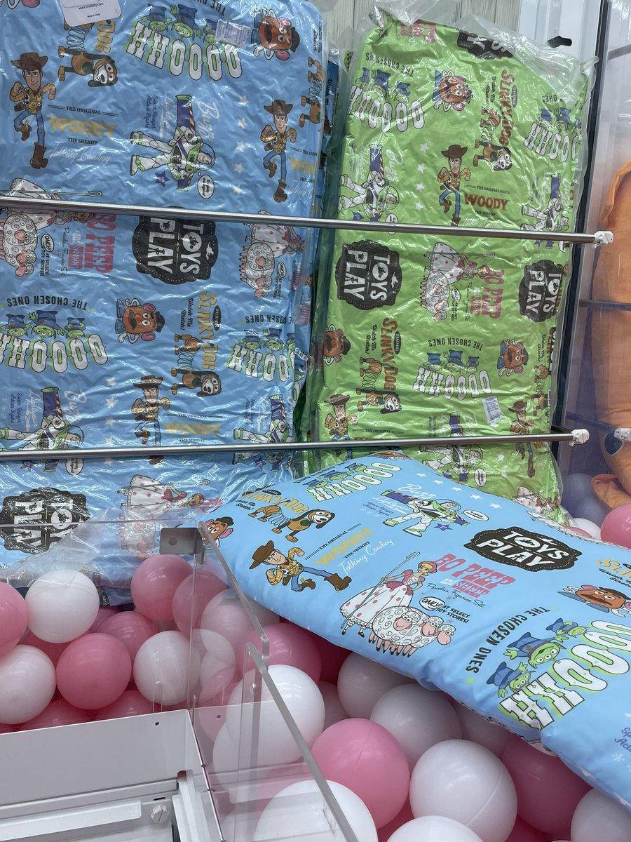 🧸新景品入荷情報🧸 トイストーリーロングクッション② 🩵2色ござい