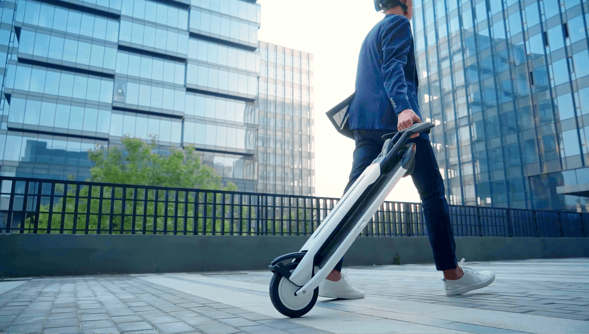 tammysanders72's tweet photo. [Once a week I waited 2hrs for bus to work. Now my e-scooter cuts commute to 25 mins—sunshine on my face, no more standing in crowds. Small daily shift = big mood lift.]， https://t.co/JBCFatKADF