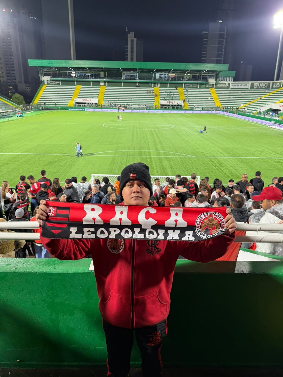 peixonico's tweet photo. Acabaram as férias! ✊🏽😅 https://t.co/KgrRGcsB5A