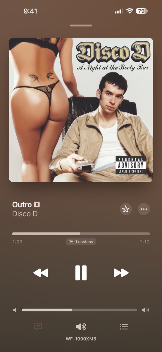 kevin80__'s tweet photo. So this was a Christmas album the whole time https://t.co/tCWdZQ0WTt
