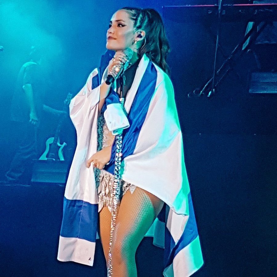 Sofiilovwonnn's tweet photo. @DaianaOjeeda @fefichans @https_0692 Israel, Israel
Que bonito es Israel!! 🇮🇱 https://t.co/MDXPuwEU9O