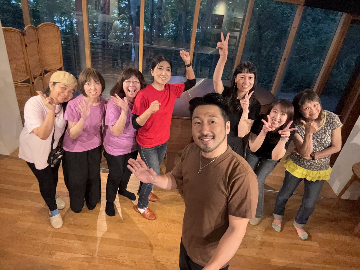 Carinetsukok's tweet photo. 【札幌公演】

色んなところで
フライヤーを目にして頂けたようで

初めてのお客様も
たくさん来てくださって

アンコールという名の
第3部は7曲もあり！
会場は熱気に満ち溢れました

また秋も楽しみです♪ https://t.co/RI8I6dRv9V