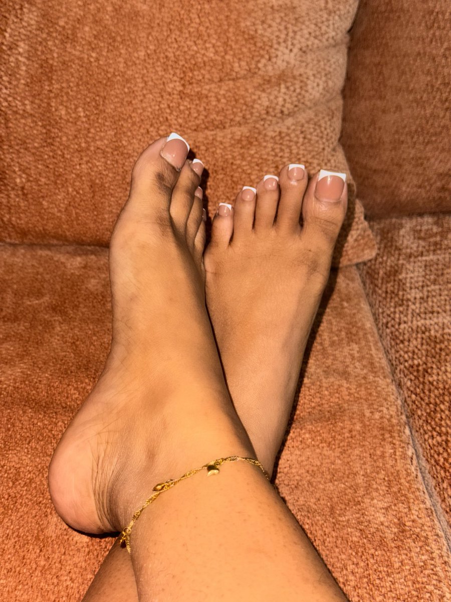 thePrettySoles's tweet photo. Soft steps. Pretty details. ✨ https://t.co/QUWj1eozoK
