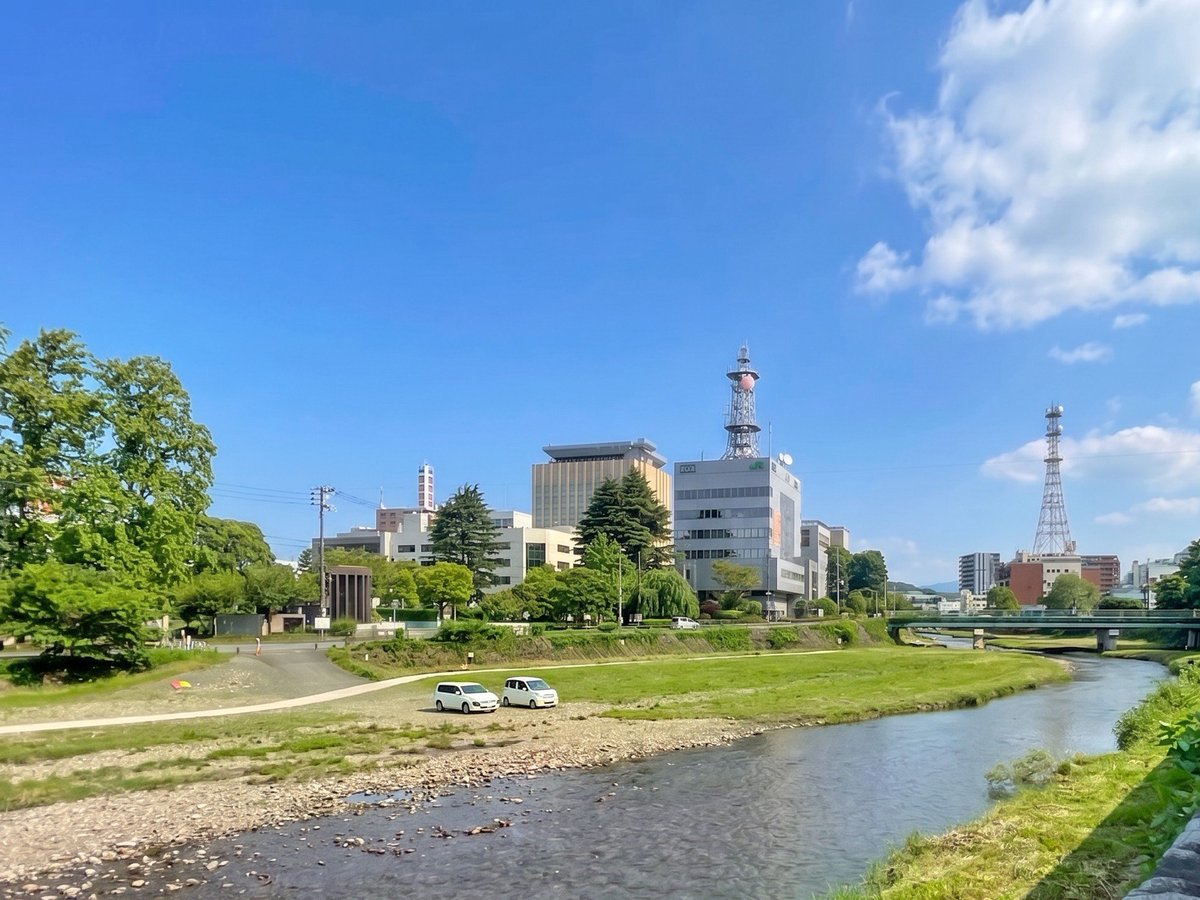 ap_morioka's tweet photo. おはようございます😊アパートナー盛岡中央店です！

今週末は盛岡でもお祭りやイベントが盛りだくさんですね！ お出かけの際は熱中症にお気をつけください🍉

また、暑い中のご来店、本当にありがとうございます！

金・土・日も元気に営業しております✨️よろしくお願いいたします🏠️ https://t.co/WQYWNfawOs