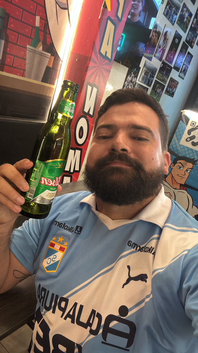 LuscaVeloso's tweet photo. @CentralDoBrega Tive que virar a casaca kkkkk https://t.co/jpnekcqxB5