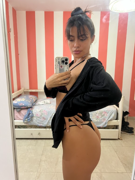 lolimarixo's tweet photo. FREE SUBSCRIPTION… because I really want you there 😏Think you can handle what’s waiting inside? link in my bio https://t.co/orGKAbrNWt