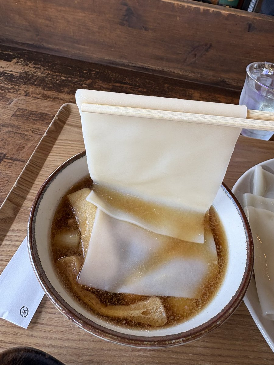 hurumin_MHW's tweet photo. バカ太いうどん https://t.co/nuiGzxPnTX