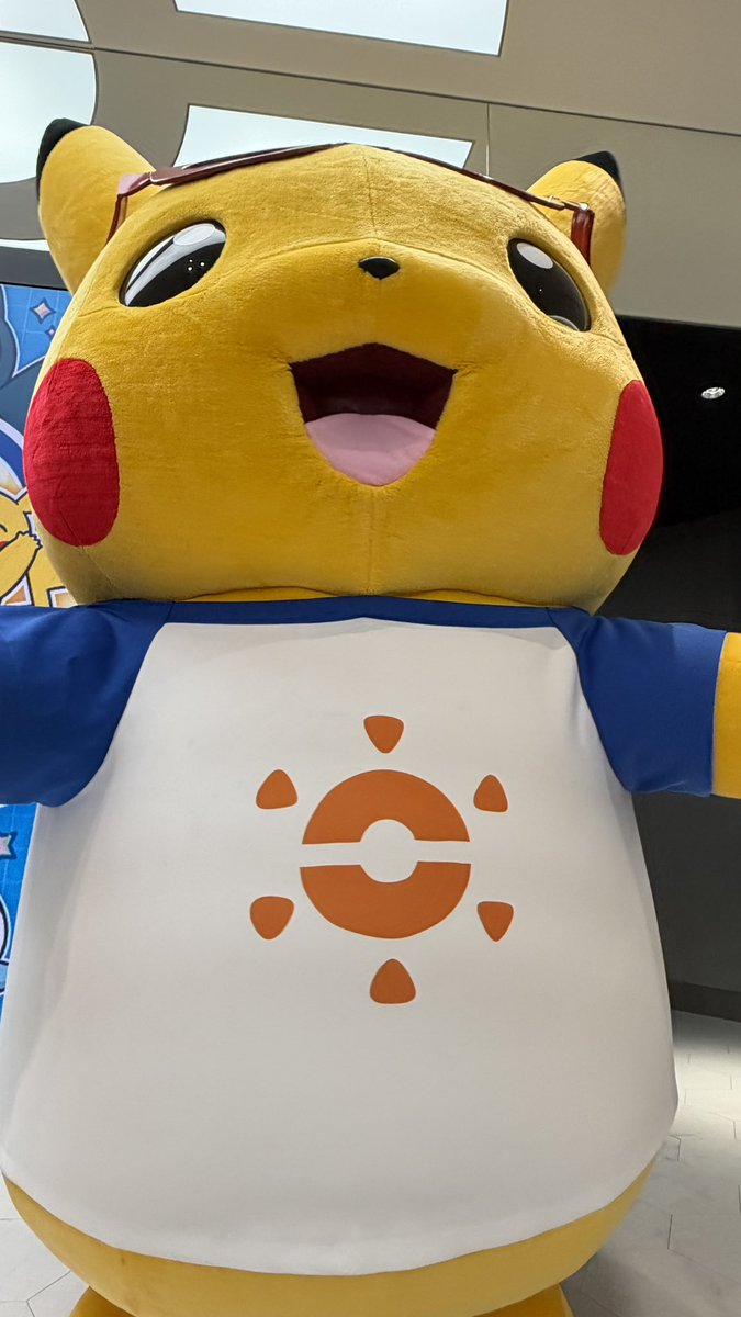 m07_sky's tweet photo. 今日のなりきりグリーティングはピカチュウとルカリオ！！ https://t.co/ZU8F0gFBCA