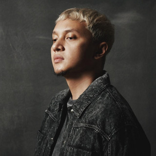 insidefolkative's tweet photo. Iga Massardi, vokalis Barasuara, juga buka suara terkait kasus korupsi ini:

"Istilah perilaku seperti binatang itu sebuah penghinaan untuk binatang. Apalagi ketika makanannya dikorupsi." https://t.co/ZaltvaOLvB