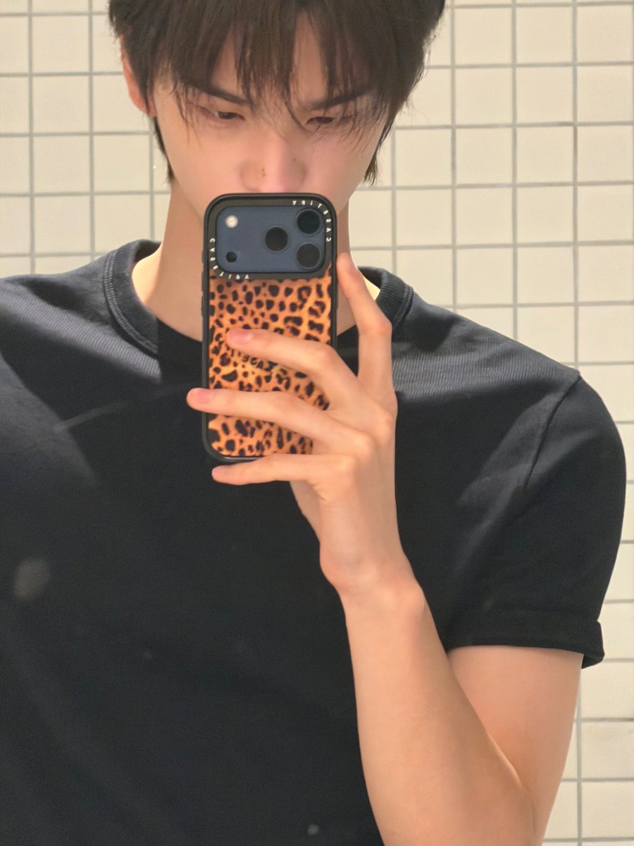 onlyu03117's tweet photo. 오늘도 파이팅 

❤내 원동력 신유❤️ https://t.co/CWroFBKBOE