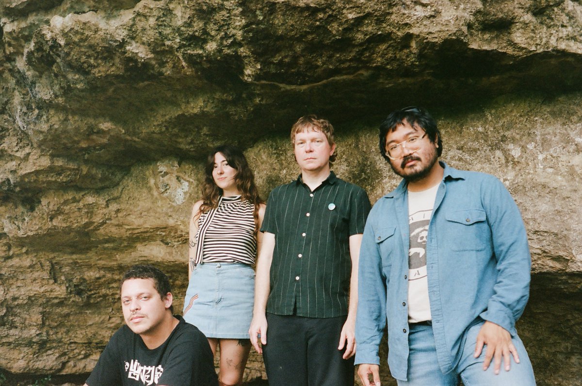 popsceneSF's tweet photo. POPSCENE SHOW UPDATE 🚨

The SF return of London indie jangly-pop faves...  

THE TUBS 🇬🇧🇬🇧🇬🇧
+ Touch Girl Apple Blossom (just added!) 

Thursday, 10/29
@rickshawstopsf
8pm doors, All ages

$20/25 tix

@_the_tubs_

GRAB TIX HERE!🎟️

https://t.co/Ekh0avIVGO https://t.co/TZ2JGPm88G