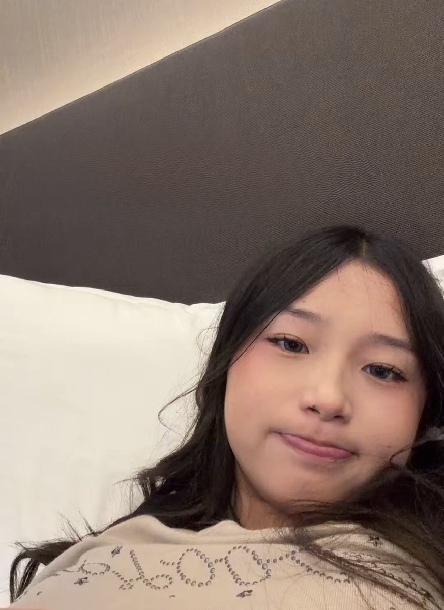 tina 🧁 tweet media
