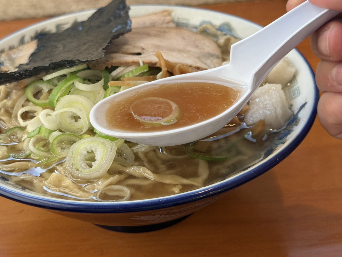 susuru_tv's tweet photo. ケンチャンラーメン 余目店
うまい！ https://t.co/nNfO5b0PCZ