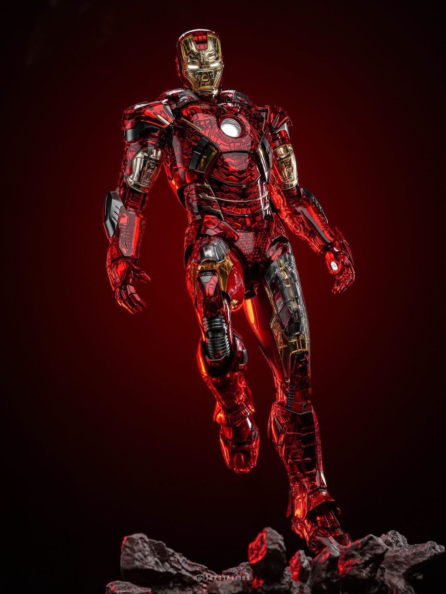 6thscale_KaWu's tweet photo. Official blogger photos of Hot Toys The Avengers - Iron Man Mark VII (Exo-Chrome Clear Version) [Hot Toys Exclusive]

Part 4

#IronMan #MarkVII #ExoChromeClearVersion #HotToysCollectibles https://t.co/cy7pK6Aa3s
