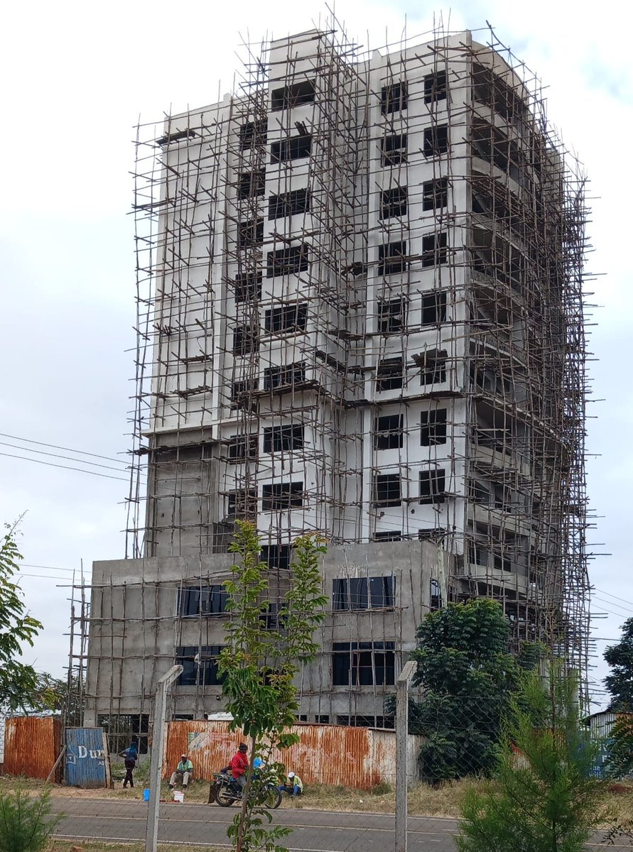 Wavinya_Ndeti's tweet photo. The iconic Machakos County Administration Block is steadily taking shape and stands as a bold symbol of the county's transformation.

Once complete, it will serve as a one-stop centre for county services, improving service delivery and creating a more efficient, modern, and conducive working environment for county staff.

Beyond enhancing public service, the project is expected to increase activity around People's Park, spur investment, stimulate business growth, and accelerate the development of Machakos Town as a vibrant economic hub.
