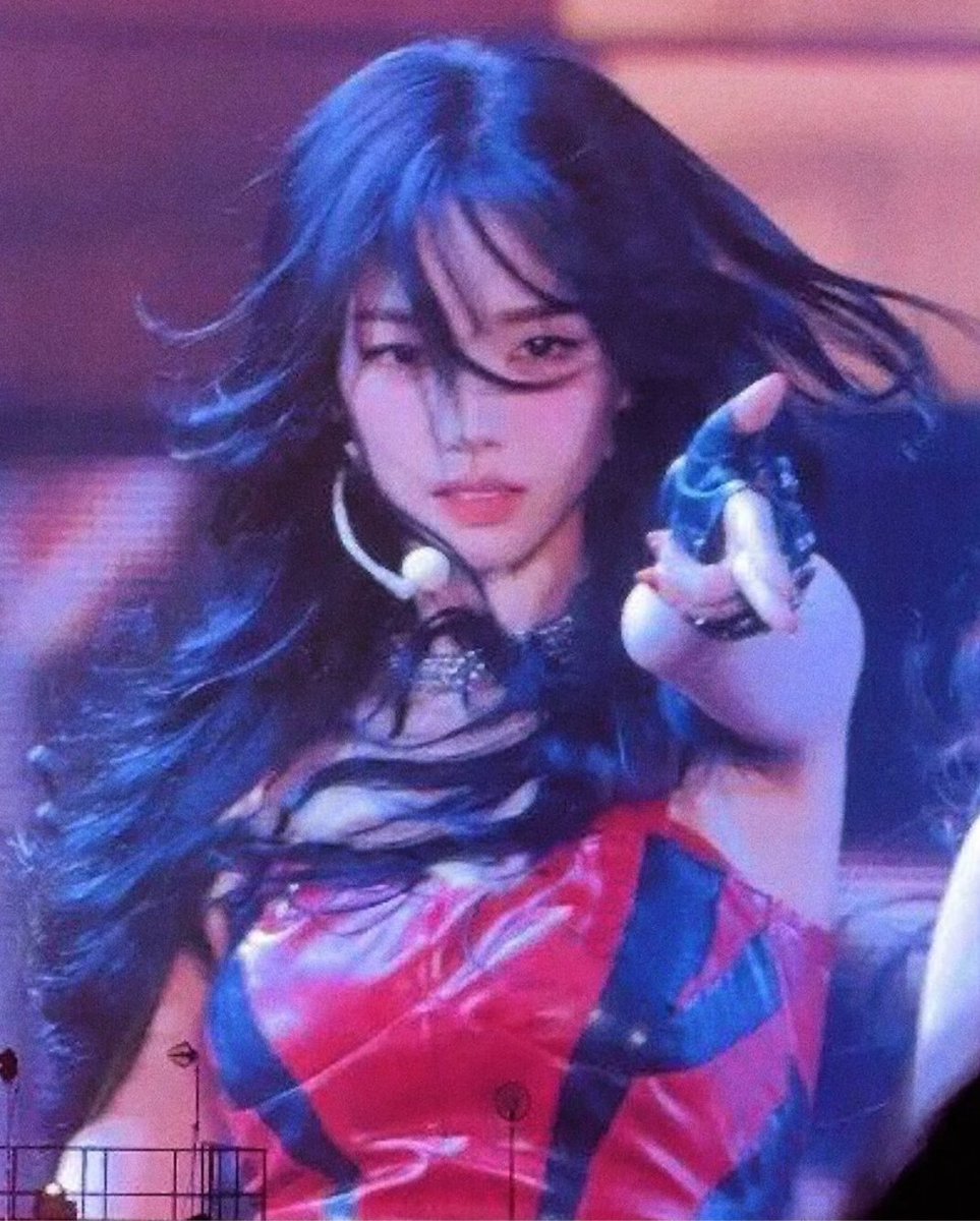 91wu8rvd's tweet photo. @JongKimzi 원래 화질 좋아지게 만드는 프로그램 쓰면 저렇게 돼용
이건 원본 https://t.co/s2H6896bfH