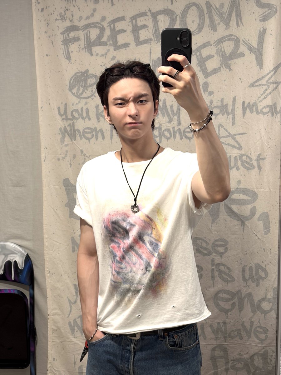 odebbl's tweet photo. 💌 260723 1:28 PM

📸📸📸
🦊 😋 https://t.co/QdknHDvRwp