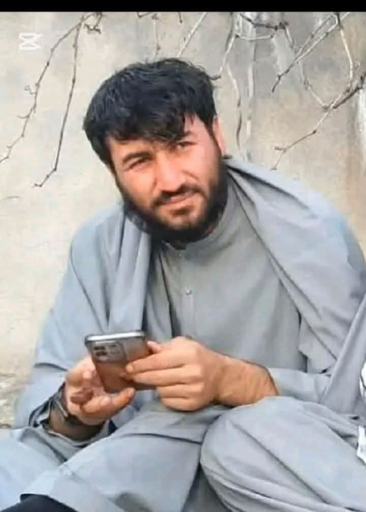 Shahed_Badri's tweet photo. د اسلام  بچیان د مظلوم امت د هیلو
لپاره تل سختیو ته ځان ورکوي
داسې نده چې دوی د ژوند په تيرولو کې پاتی راغلی هيڅکه نه بلکې
له هر چا ښه ژوند لري
بس يو ويښ ضمير او وجدان يې بیا د راحت او ارام اجازه نه ورکوي https://t.co/mpjvT2m378