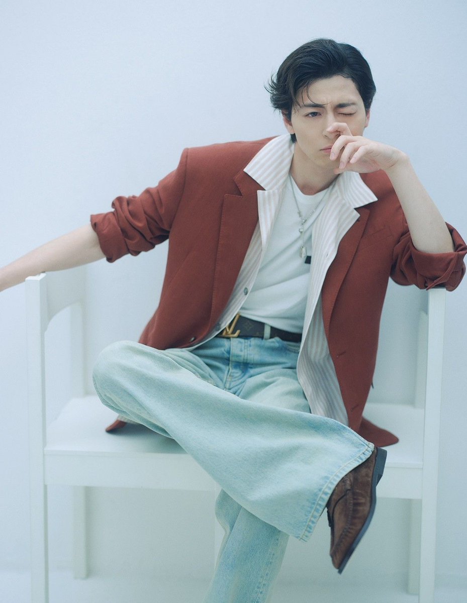 GINZA_magazine's tweet photo. #高杉真宙 さんにインタビュー！“古着好き”の根っこには バンド音楽への愛があります 
https://t.co/hBGFepnuxz https://t.co/ywpqv7nacU