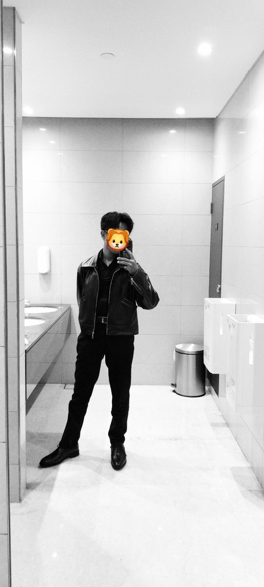 Alter_GenZ's tweet photo. GenZ ~ M2x JKT here, looking for new moots both male and female to fill my TL besides wowo's stup1d speeches 🙄 02 voter/supporter DNI, leave a trace or hit my acc in the comments. https://t.co/4QQfY7RccV