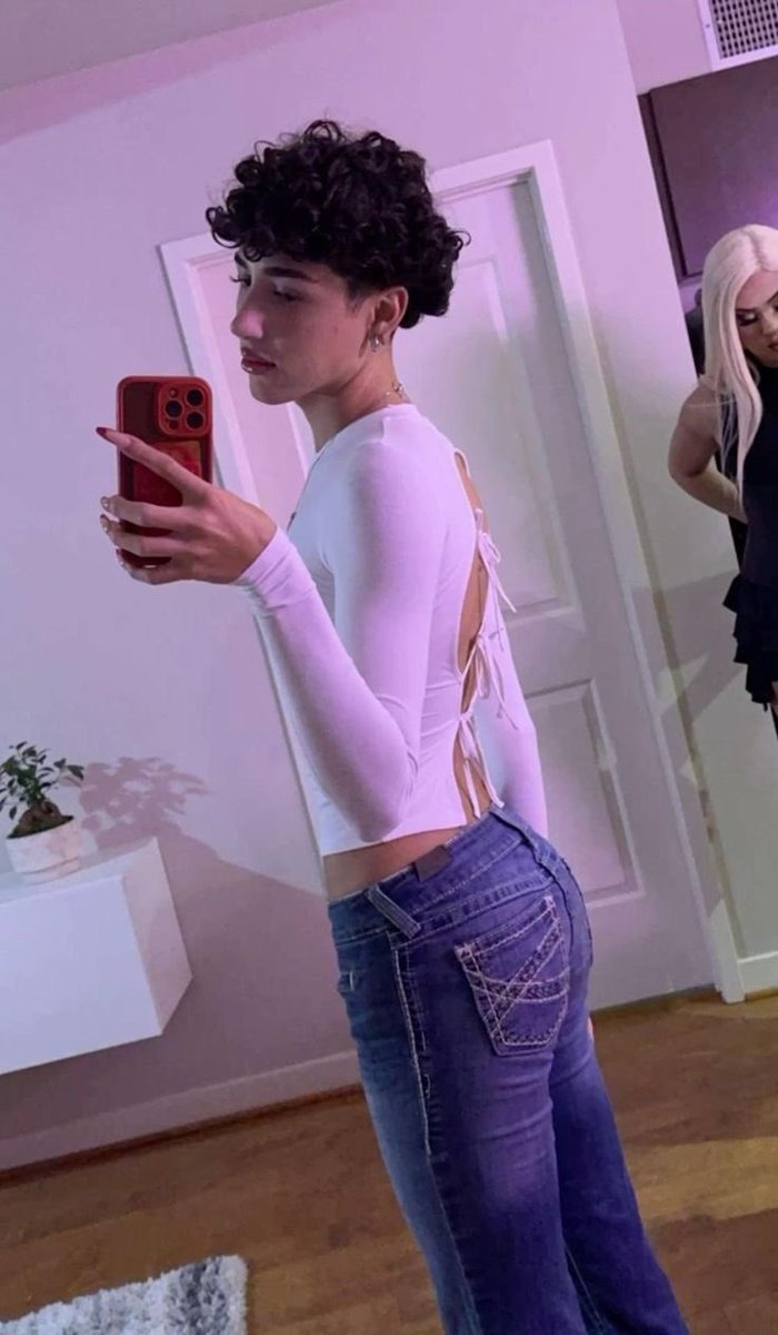 pumperrr99's tweet photo. Yes I would, very sloppy too😵‍💫😵‍💫 https://t.co/FfqxovQek2