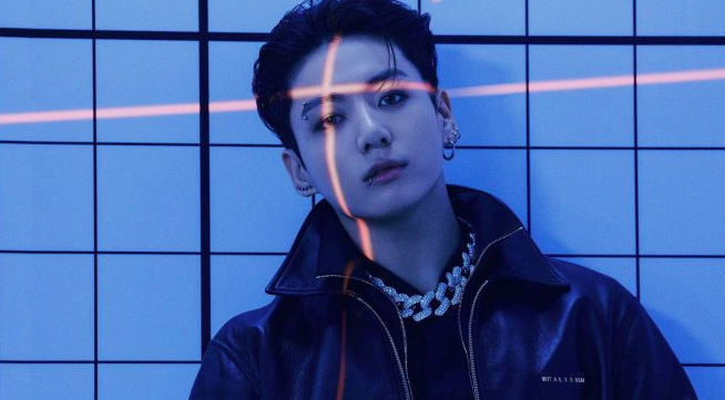 AboutMusicYT's tweet photo. Happy 29th birthday to the one and only Jungkook of BTS, an iconic vocalist, incredible dancer, stunning visual, and legendary performer! https://t.co/3Tc8ptLDGg