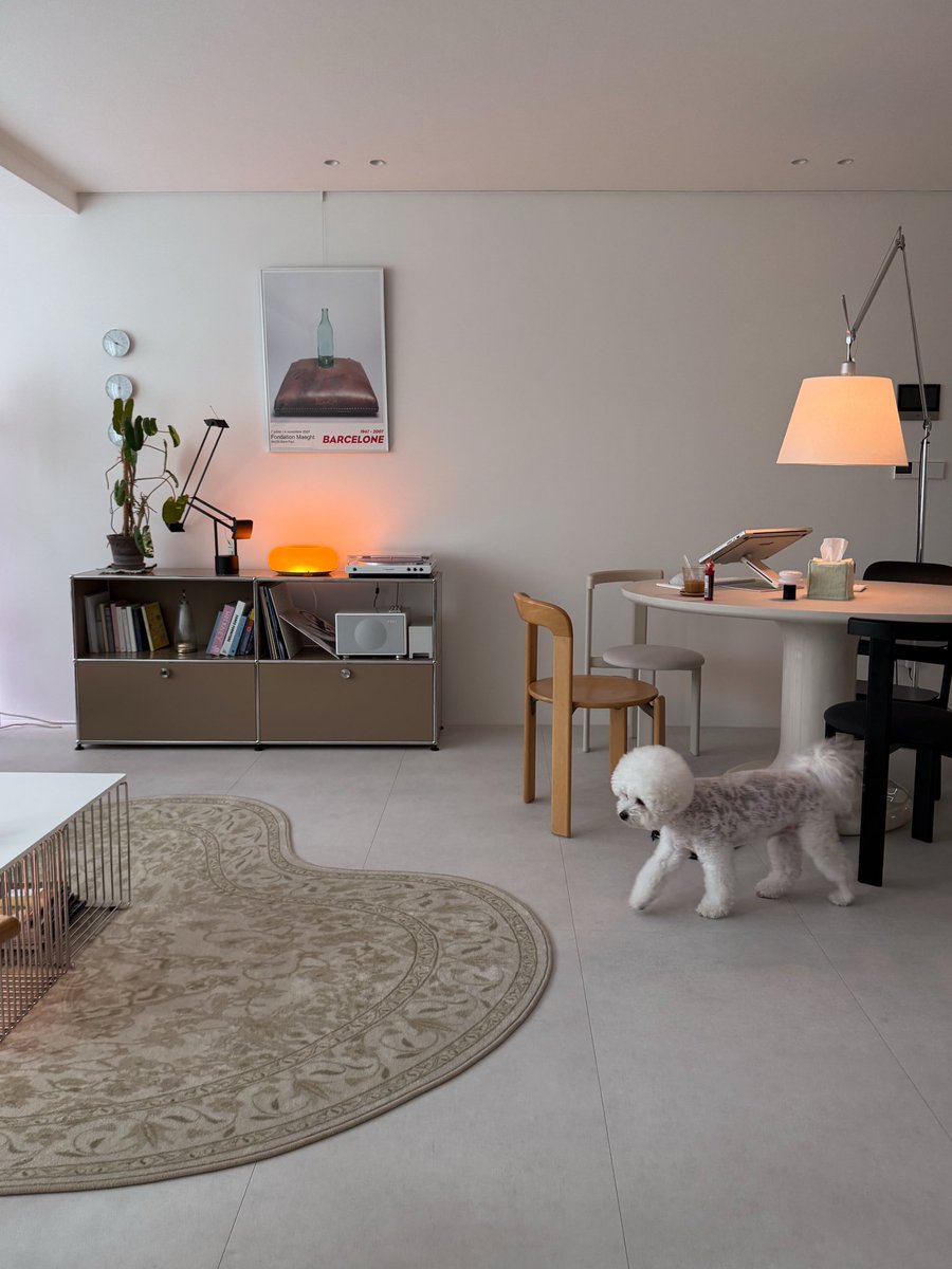 kofiwest_gh's tweet photo. A clean japandi style room pieces <3 https://t.co/9sSqVsyZH6