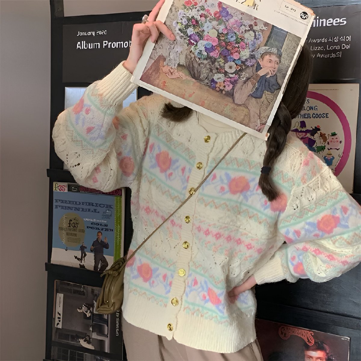powpieorn's tweet photo. Spill rahasia outfit kue! 🌸 Cardigan vintage floral ini motifnya gemoy parah, auto bikin vibes lo super slay &amp; kece abizz! ✨

Link: https://t.co/eisImftu8P

#spillracunshopee #shopee #zonauang #belanja #affiliate https://t.co/4FB3A8LBsw