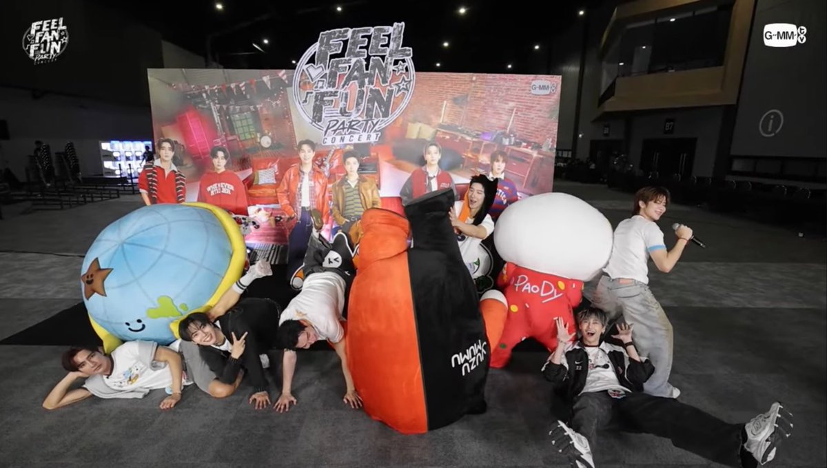 ForKhaotungg_'s tweet photo. ถ่ายรูปแบบวงเขียวเข้มๆๆเลย 55555555555

EMBPFK FFF COUNTDOWN

#FFFPartyConcert2026LIVE https://t.co/PWXDwXwRBE