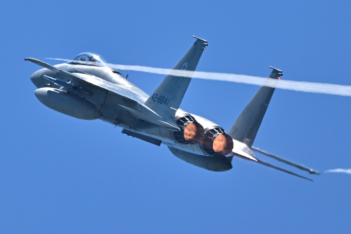 airbase111's tweet photo. 今日の小松
　303SQ ハイレートクライム　4機
#小松基地 https://t.co/DOmoJYzy8r