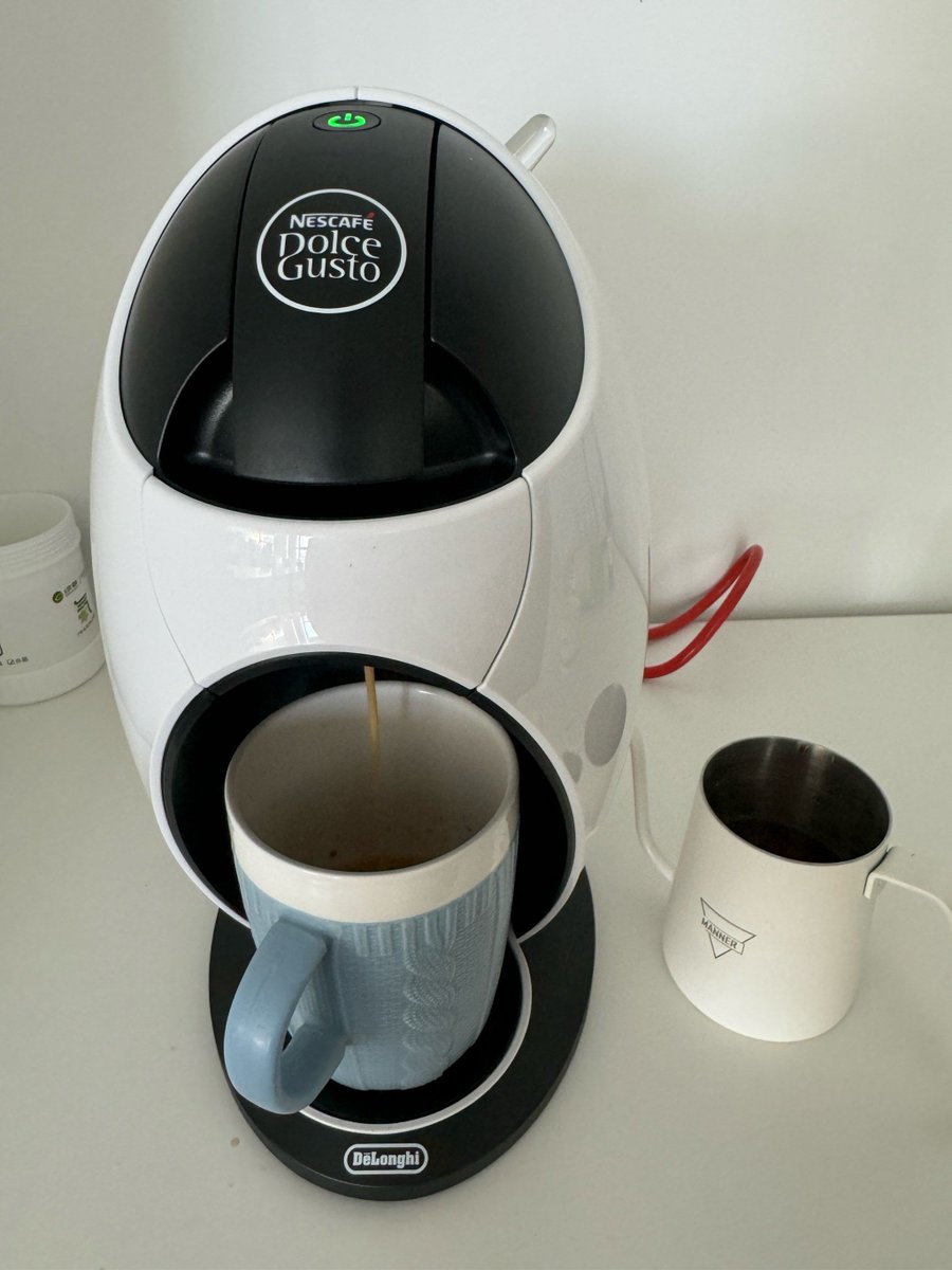 seeaa_ya's tweet photo. Just tried a whole new morning routine with the smart brew coffee maker—fresh pour at my door while I was still stretching, game-changer for slow starts! https://t.co/L5FgRmcIMQ